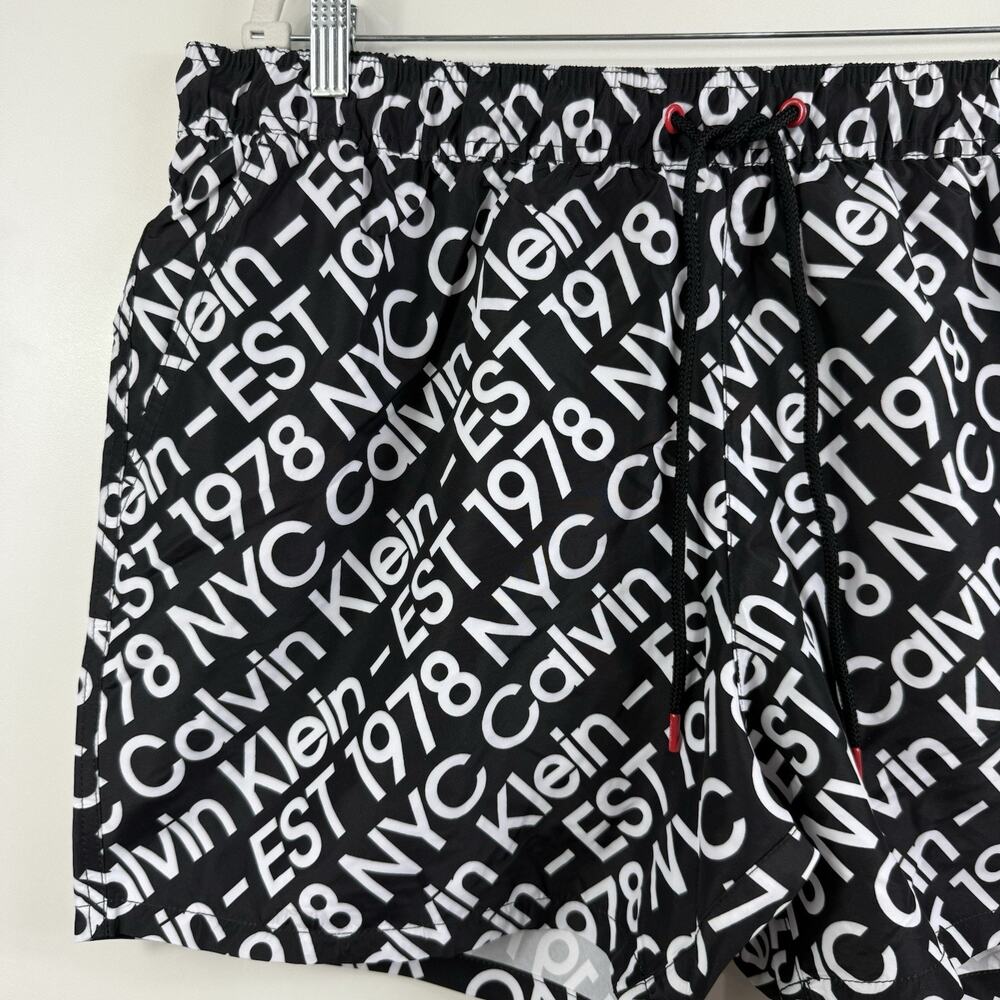 NWT Calvin Klein Swimwear Black White Logo Print Swim Trunks Mens XXL Beach - Picture 3 of 10